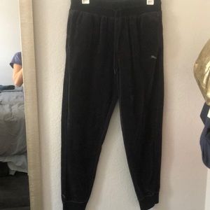 Women’s puma suede jogger